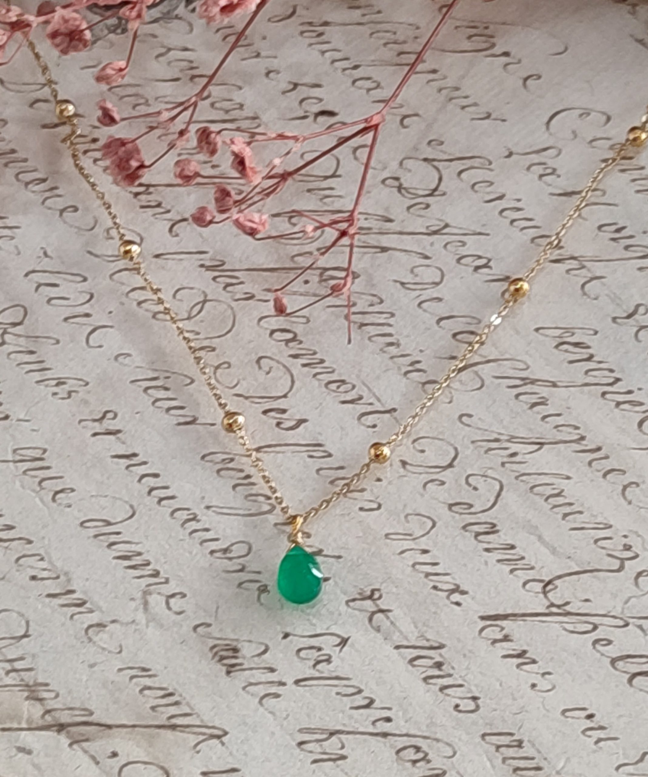 Collier fin doré 3 microns acier inoxydable médaillon VERT chaine boule